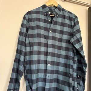 J. Crew Men's Navy and Light Blue Plaid Button-Down Shirt